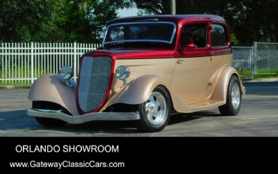 1934 Ford Custom 