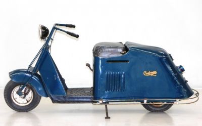 Photo of a 1947 Cushman Pacemaker Model 52 for sale