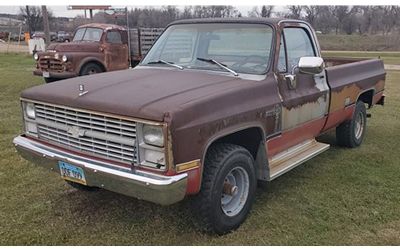 1983 Chevrolet Silverado 1/2 Ton 4X4 Pickup