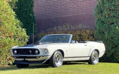 1969 Ford Mustang Good Looking Hard TO Find White V8
