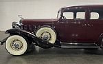 1932 355 B Standard Sedan Thumbnail 8