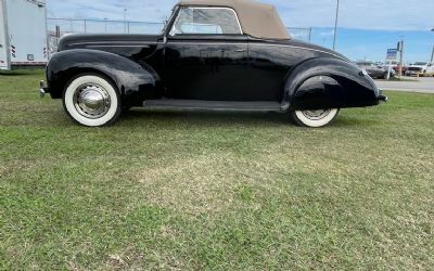 1939 Ford Cabriolet 