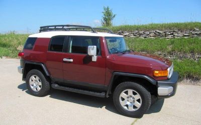 2010 Toyota FJ Cruiser All Options 1 Owner