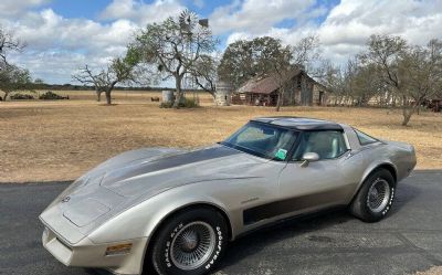 1982 Chevrolet Corvette Collector Edition 2DR Hatchback