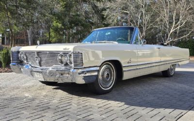 1968 Chrysler Imperial 