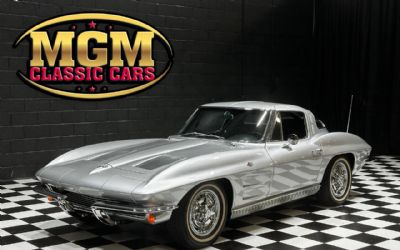 Photo of a 1963 Chevrolet Corvette Stingray Split Window for sale