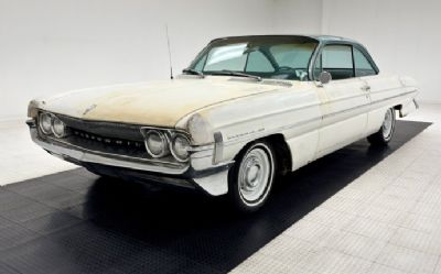 Photo of a 1961 Oldsmobile Dynamic 88 Holiday Coupe for sale