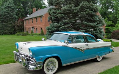 1956 Ford Fairlane Crown Victoria