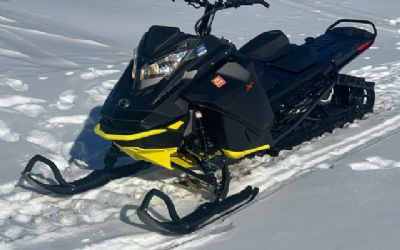 Photo of a 2022 Ski-Doo Summit X 850 E-TEC 165" Shot for sale