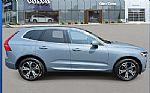 2022 XC60 Thumbnail 3
