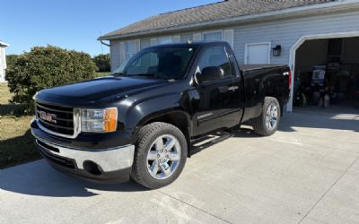 Photo of a 2012 GMC Sierra Regular Cab Short Bed for sale