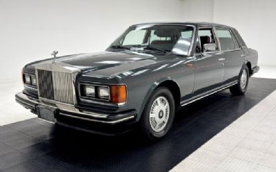Photo of a 1988 Rolls-Royce Silver Spur Saloon for sale