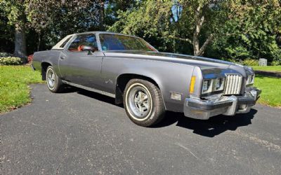 Photo of a 1977 Pontiac Grand Prix for sale