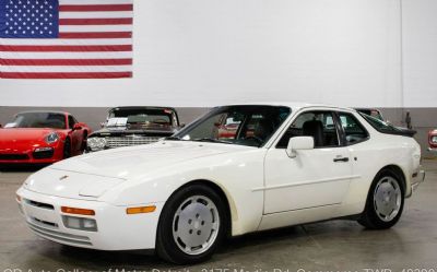 Photo of a 1988 Porsche 944 Turbo for sale