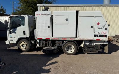 Photo of a 2019 Isuzu Stewart Amos S-4C Street Sweeper for sale