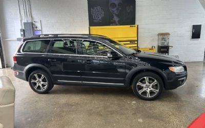 Photo of a 2015 Volvo XC70 T6 AWD 4DR Wagon (midyear Release) for sale