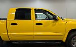 2006 Dakota Thumbnail 35