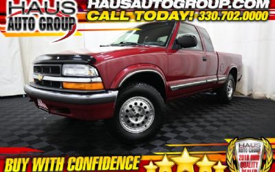 Photo of a 2000 Chevrolet S-10 LS for sale