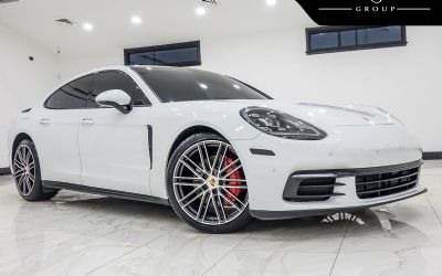 2020 Porsche Panamera 10 Years Edition