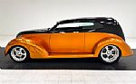 1939 Deluxe Tudor Sedan Thumbnail 2