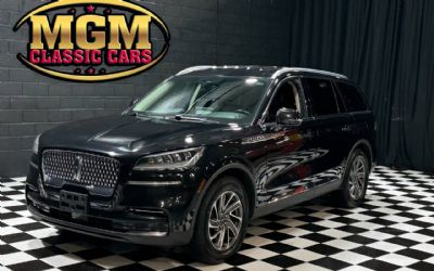 Photo of a 2021 Lincoln Aviator Livery AWD 4DR SUV for sale