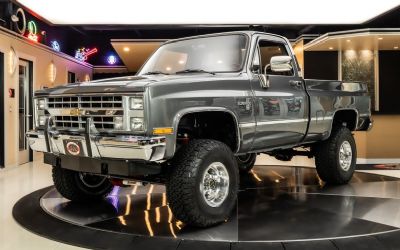 1987 Chevrolet Silverado 4X4 Pickup 