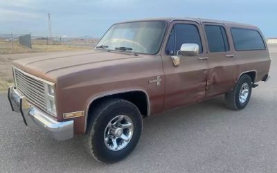 Photo of a 1987 Chevrolet Suburban 4X2 for sale