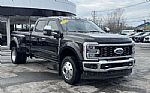 2023 Super Duty F-450 DRW Thumbnail 2