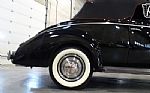 1940 Deluxe Convertible Thumbnail 37