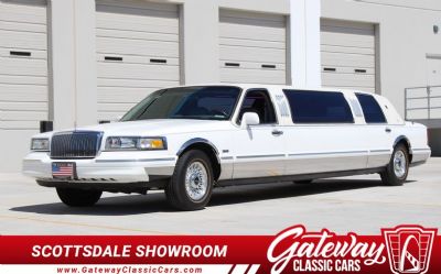 Photo of a 1996 Lincoln Town Car Limousine 1996 Lincoln Town Car for sale