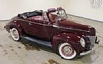1940 Deluxe Convertible Thumbnail 30