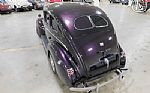 1940 Deluxe Sedan Thumbnail 15