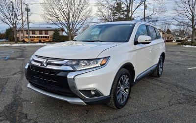 Photo of a 2017 Mitsubishi Outlander SUV for sale