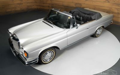 Photo of a 1969 Mercedes Benz 280SE Mercedes-Benz 280 SE Cabriolet for sale