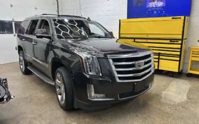 Photo of a 2016 Cadillac Escalade Luxury Collection 4X4 4DR SUV for sale