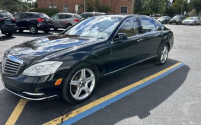 Photo of a 2010 Mercedes-Benz S-Class S 550 4MATIC AWD 4DR Sedan for sale
