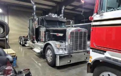 Photo of a 2024 Peterbilt 389X Sleeper Semi Truck for sale