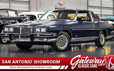 Photo of a 1987 Pontiac Grand Prix for sale