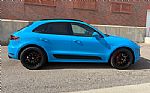 2018 Macan Thumbnail 3