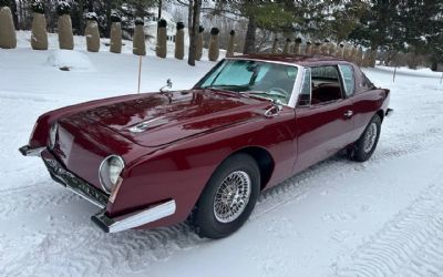 Photo of a 1963 Studebaker Avanti R1 for sale