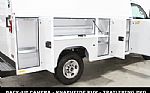 2025 Savana 3500 Thumbnail 39
