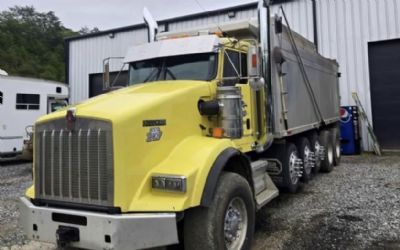 Photo of a 2015 Kenworth T800 Dump Truck for sale