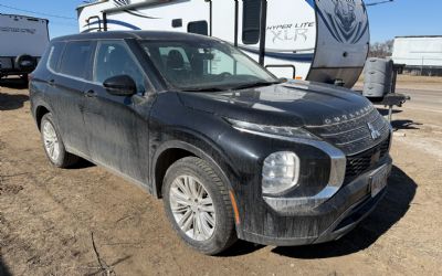 Photo of a 2023 Mitsubishi Outlander for sale