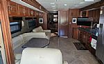 2015 Discovery 40G Thumbnail 23