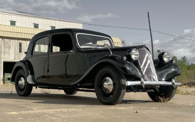 Photo of a 1953 Citroen Traction Avant for sale