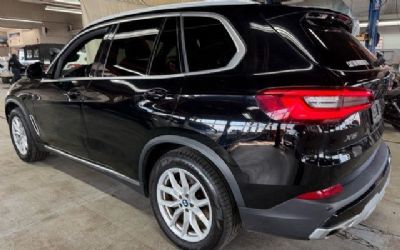 Photo of a 2019 BMW X5 SAV for sale