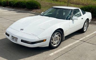 Photo of a 1993 Chevrolet Corvette Base 2DR Hatchback for sale