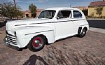 1946 Super Deluxe Tudor sedan Thumbnail 4
