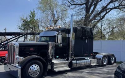 Photo of a 2025 Peterbilt 589 for sale