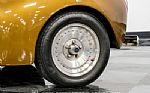 1940 Deluxe Tudor Sedan Thumbnail 71